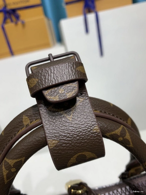 VUITTON BANDOULIÈRE 50 KEEPALL LOUIS 0708